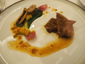 Rett 9: Ibericonakke med spinatkrem, gnocchi og syltet paprika