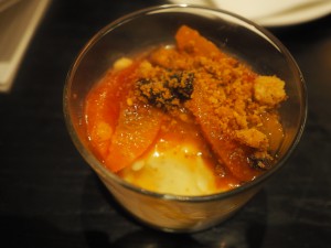 Panna cotta med appelsin, rosin og crumble