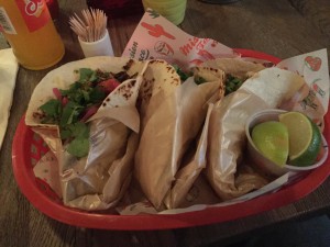 Tacos med svin, okse og kylling