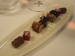 Petit four