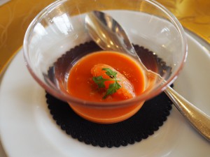 Gazpacho med røkt laks