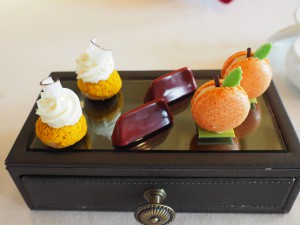 Lekre petit four