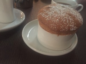 Hasselnøttsoufflé 