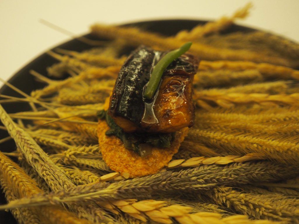 Khakra Eel Sandwich